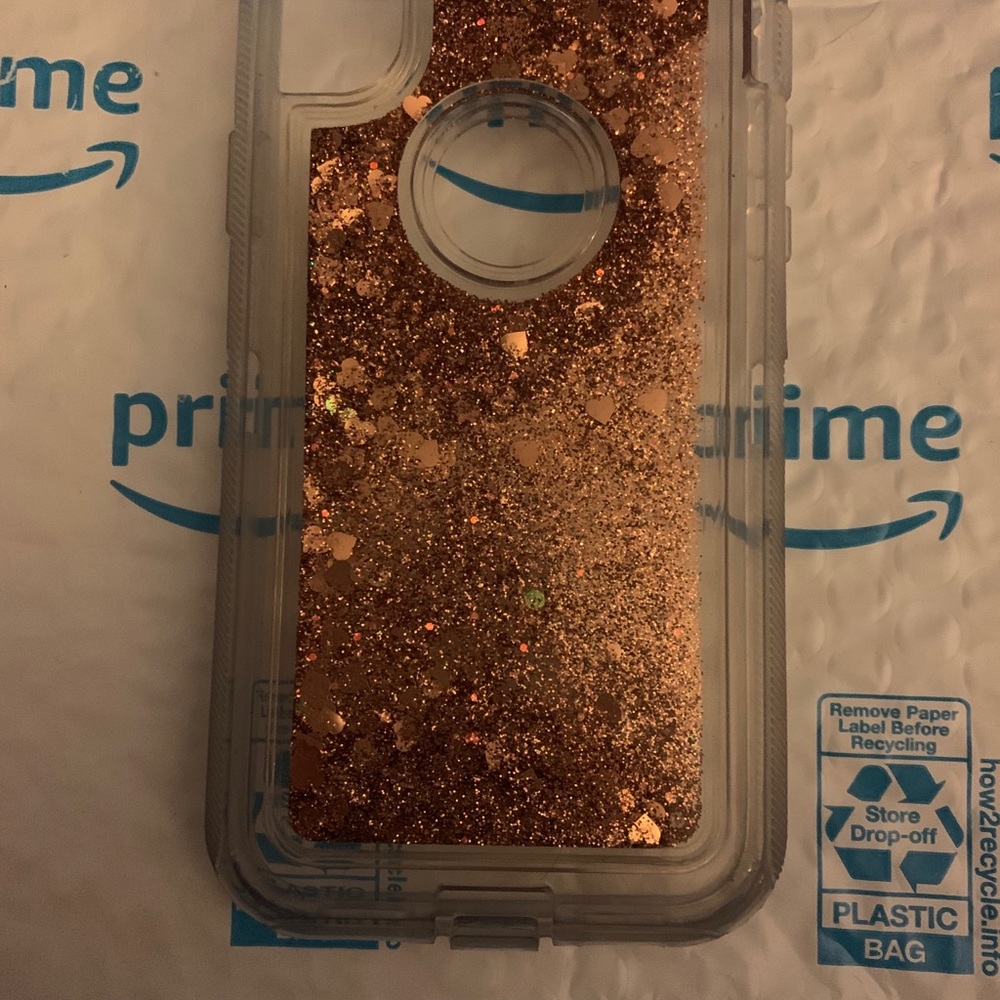 IPHONE XR CASE .. ROSE GOLD - Picture 10 of 10